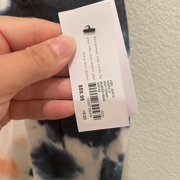 NWT Womens LIVI Active By Lane Bryant Capri Sweats Tye dye Tie dye Plus Size‌‌ - Picture 4 of 9